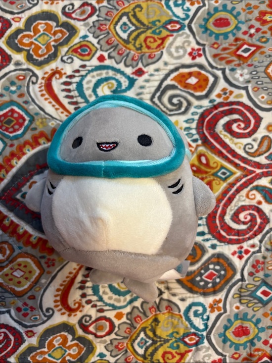 Squishmallows Other - Squishmallows small Gray & Cream Shark Plush with Teal mask